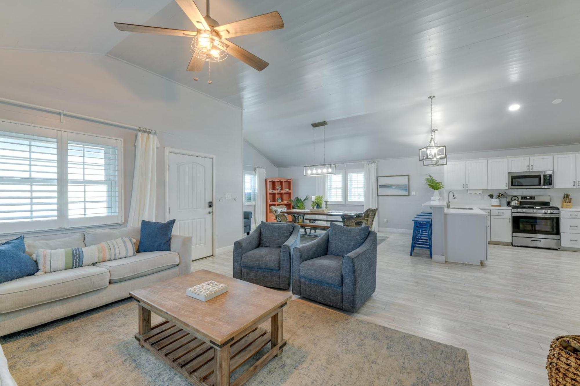 Trendy Port Aransas Home With Private Pool And Deck! Luaran gambar